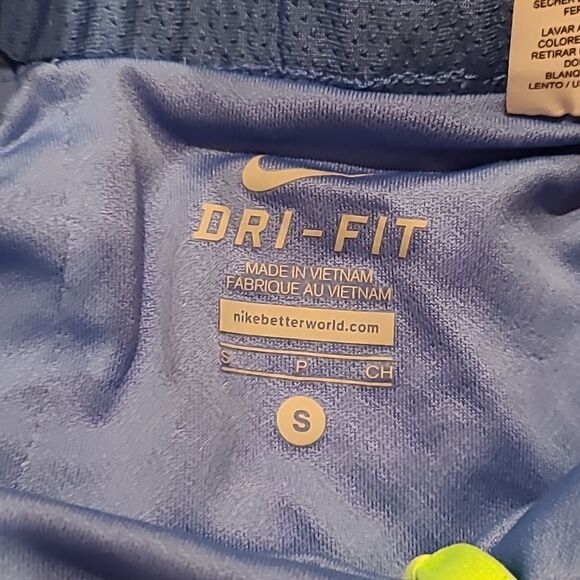 Nike womens blue and‎ lime green work put shorts size small - Picture 3 of 7